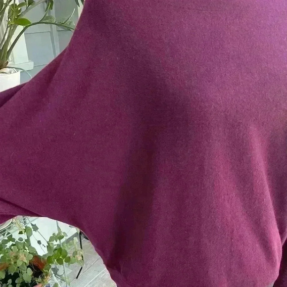 BCBGMaxazria large wool blend sweater and a pretty plum color very soft and cozy - Picture 2 of 9